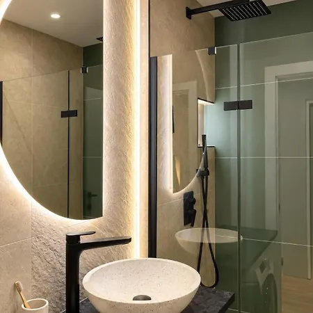 Design Near Centre With Fast Wi-fi And Parking * Presov
